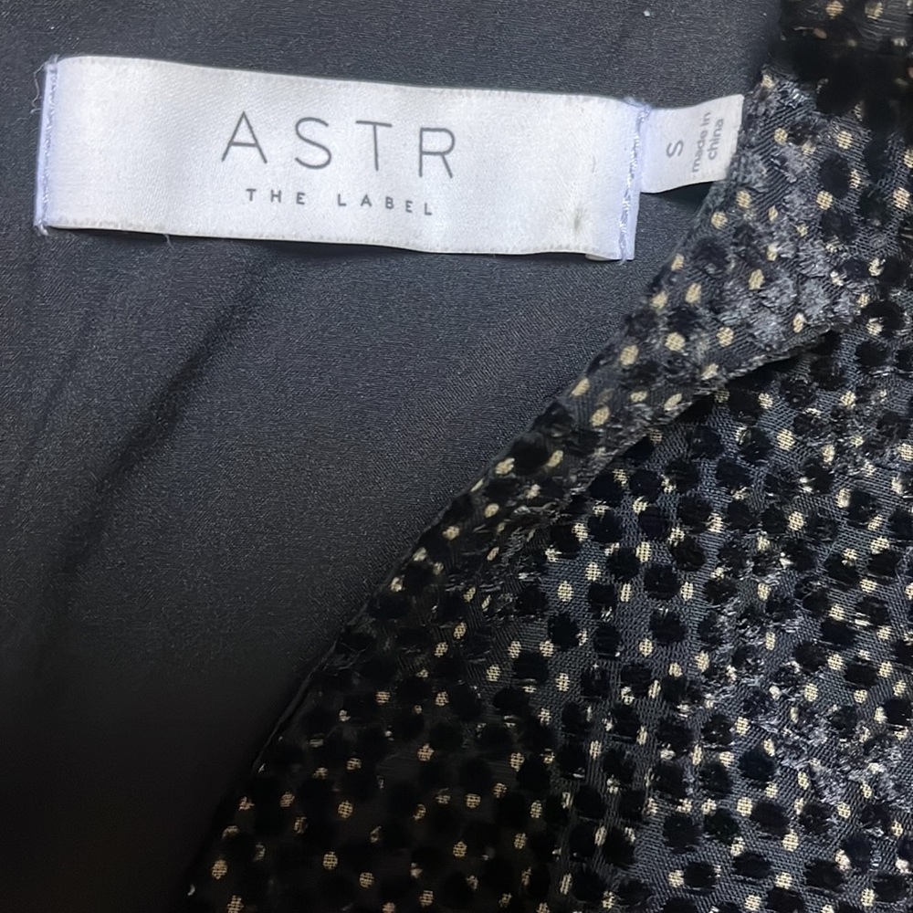 ASTR Florence Top - Picture 3 of 6